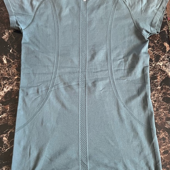Lululemon Swiftly Tech Short Sleeve Crew Dark Forest / Dark Forest - Picture 8 of 9